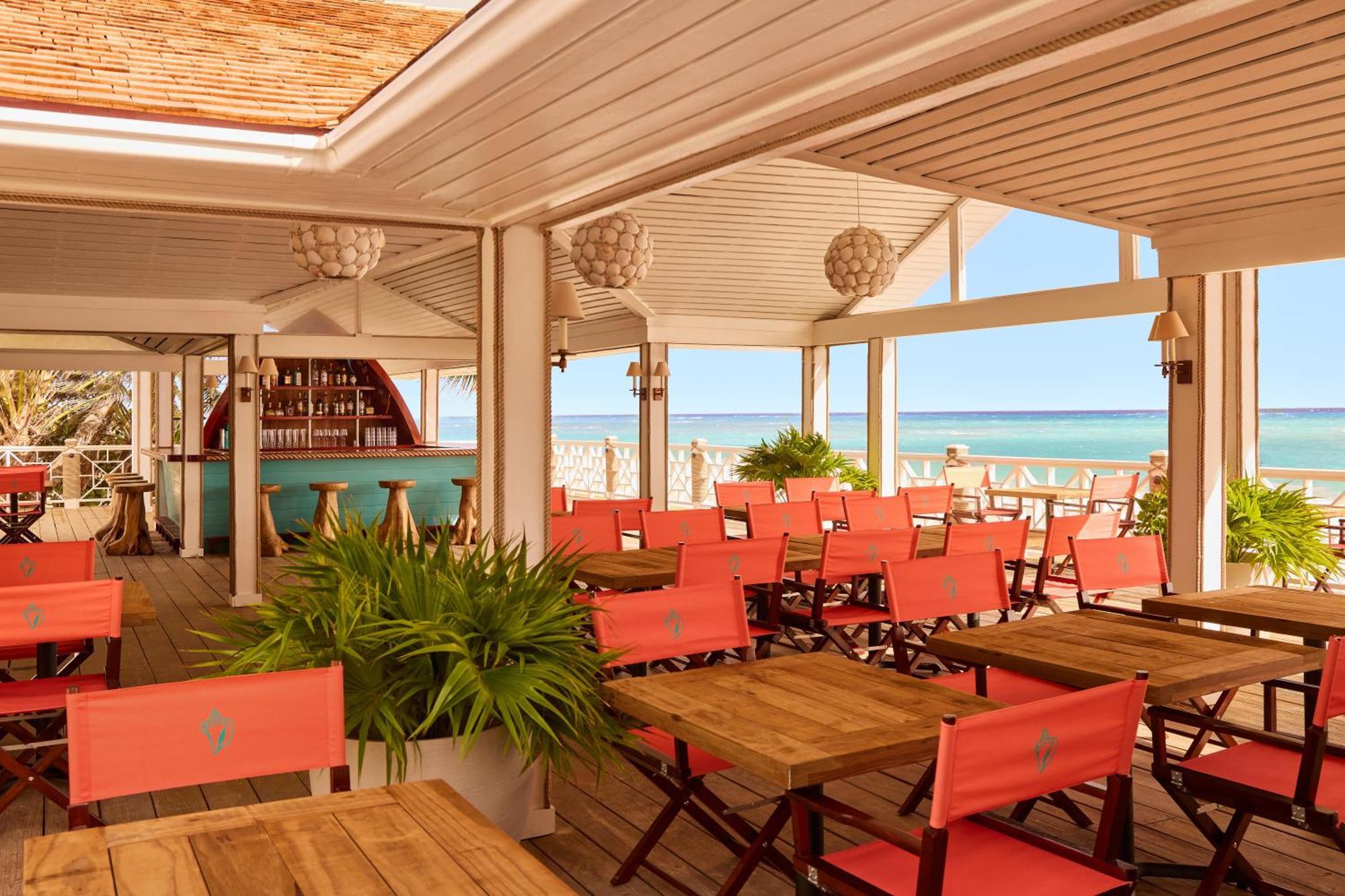 Coral Sands Inn & Cottages Dunmore Town Экстерьер фото