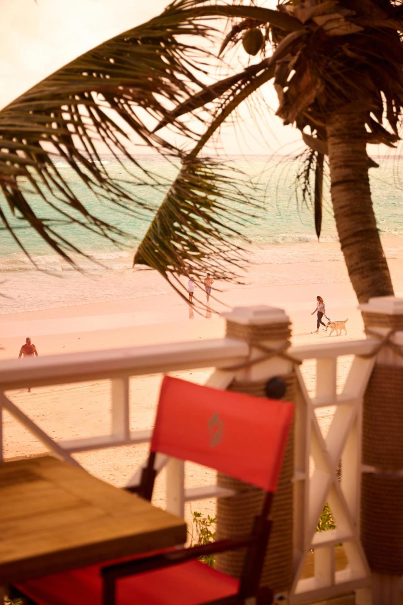 Coral Sands Inn & Cottages Dunmore Town Экстерьер фото