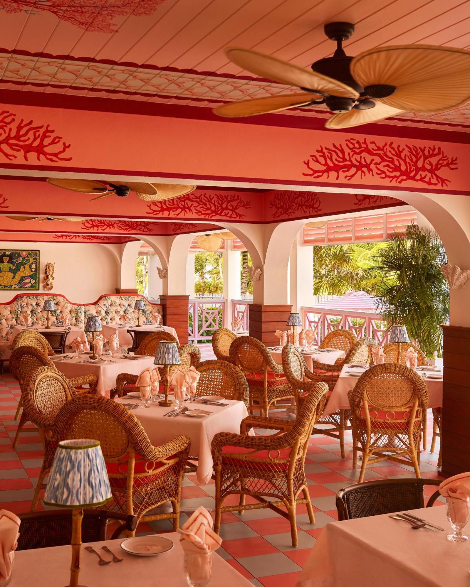 Coral Sands Inn & Cottages Dunmore Town Экстерьер фото
