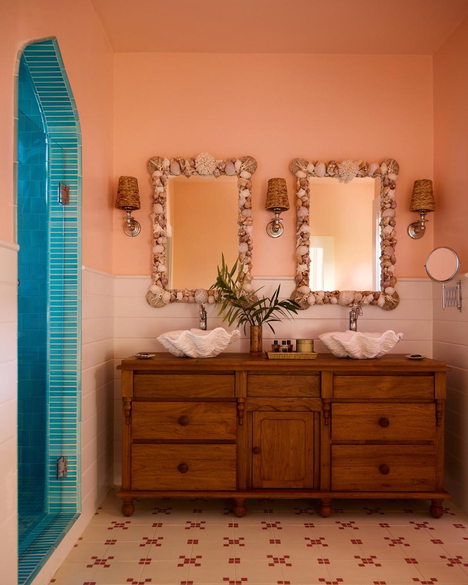 Coral Sands Inn & Cottages Dunmore Town Экстерьер фото